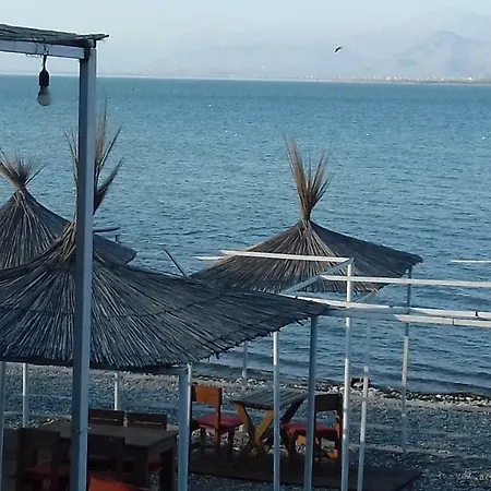 Hotel Natyra