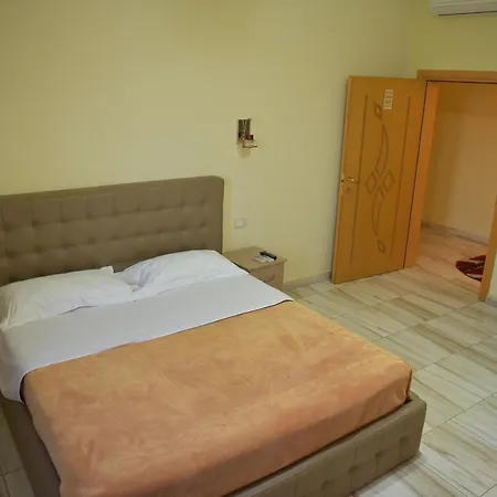 Hotell Hotel Natyra
