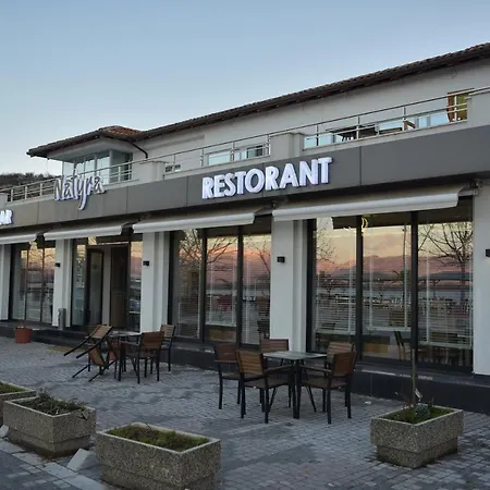 Hotel Natyra Široka